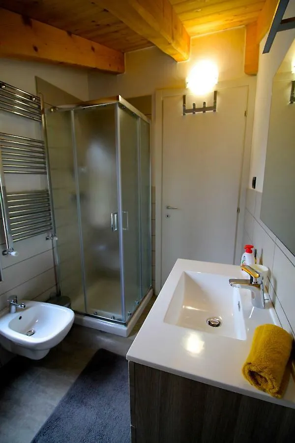 Leonardo Apartment Colico